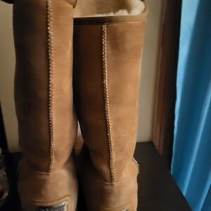 Australian Luxe cozy tall boots.